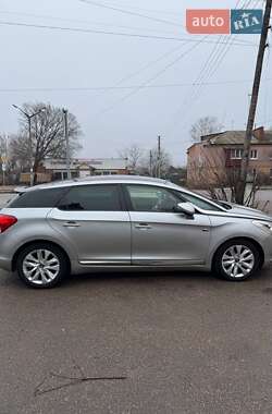 Хэтчбек Citroen DS5 2013 в 