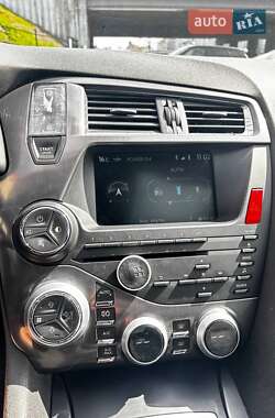 Хетчбек Citroen DS5 2012 в 