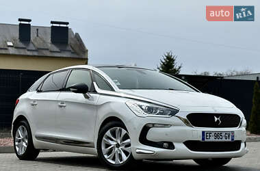 Хэтчбек Citroen DS5 2016 в 