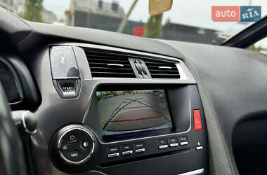 Хэтчбек Citroen DS5 2016 в 