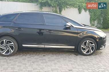 Хэтчбек Citroen DS5 2016 в 