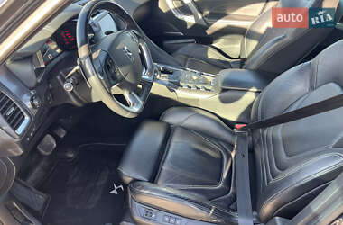 Хэтчбек Citroen DS5 2012 в 