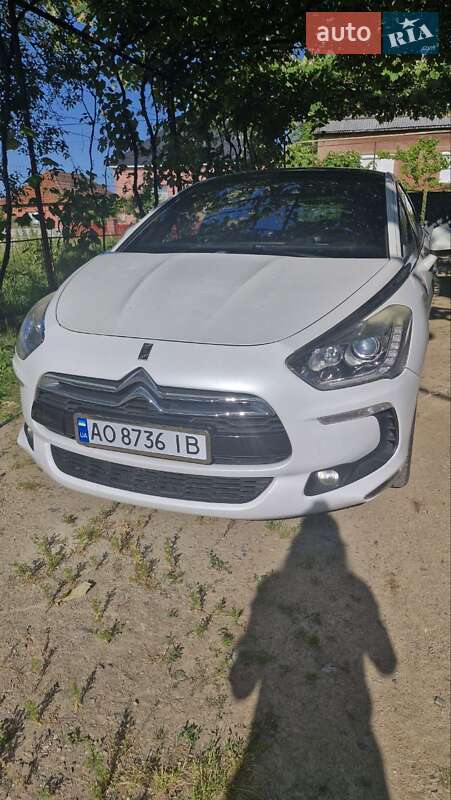 Хэтчбек Citroen DS5 2012 в Мукачево