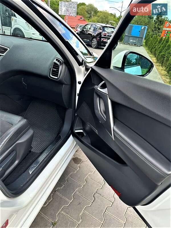 Хетчбек Citroen DS5 2014 в Чернівцях