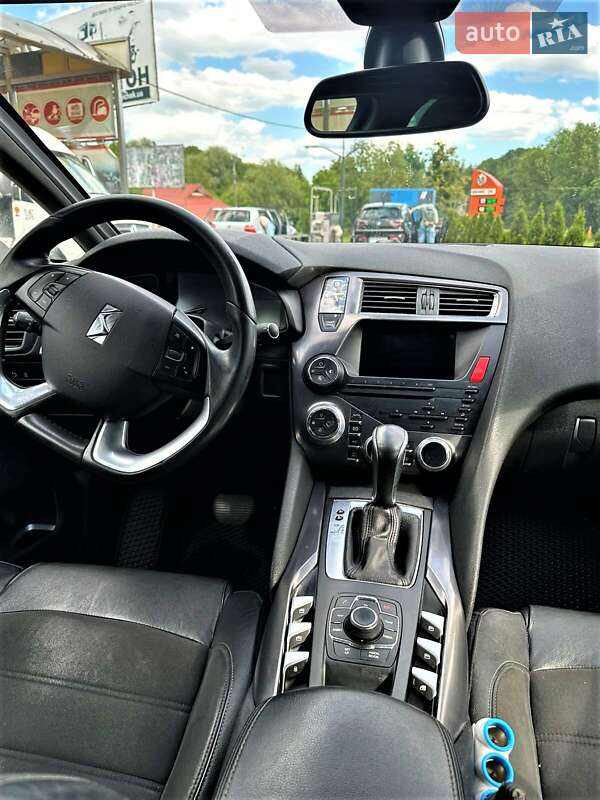 Хетчбек Citroen DS5 2014 в Чернівцях