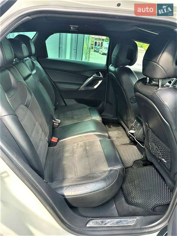 Хетчбек Citroen DS5 2014 в Чернівцях