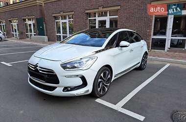 Хэтчбек Citroen DS5 2012 в Киеве