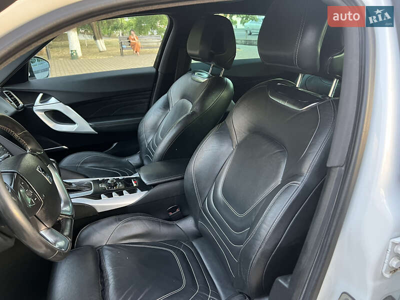 Хэтчбек Citroen DS5 2013 в Сарате