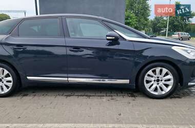 Хэтчбек Citroen DS5 2012 в 