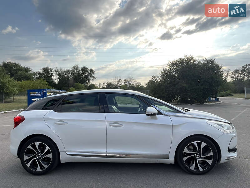 Хетчбек Citroen DS5 2014 в Запоріжжі