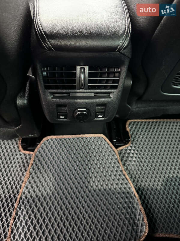 Хэтчбек Citroen DS5 2013 в Киеве