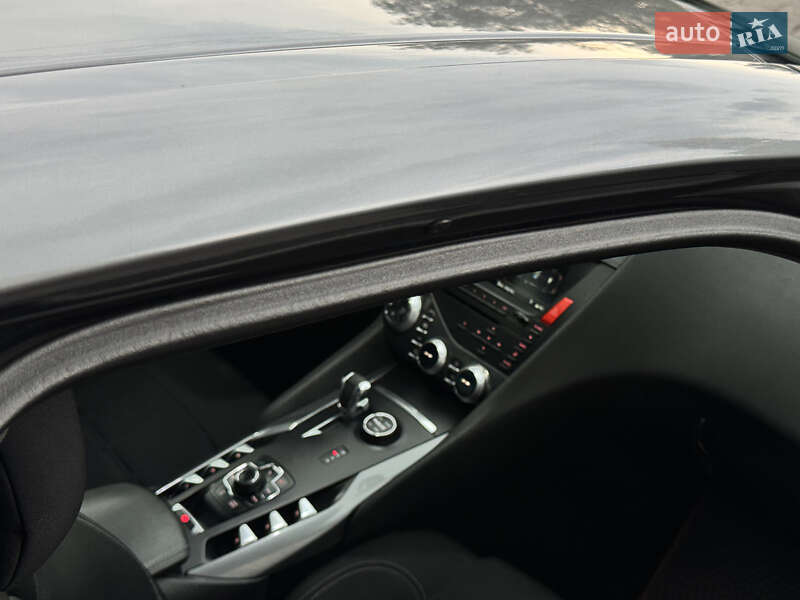 Хэтчбек Citroen DS5 2013 в Киеве