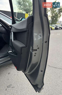 Хэтчбек Citroen DS5 2013 в 