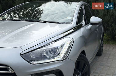 Хэтчбек Citroen DS5 2013 в 