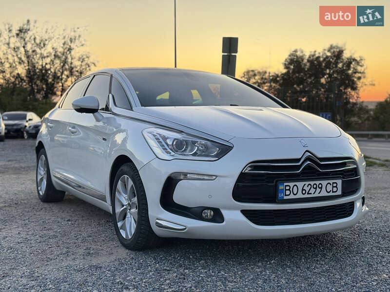Хэтчбек Citroen DS5 2014 в Тернополе