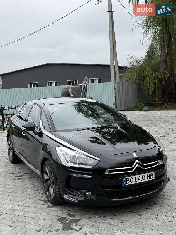 Хэтчбек Citroen DS5 2012 в Тернополе