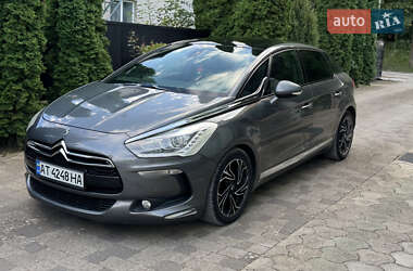 Хэтчбек Citroen DS5 2012 в 