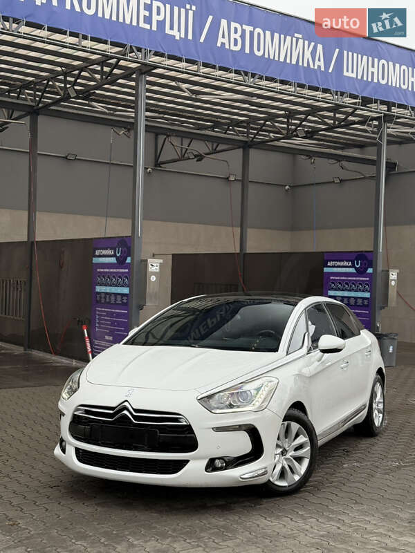 Хэтчбек Citroen DS5 2012 в Киеве фото 2 Хэтчбек Citroen DS5 2012 в Киеве