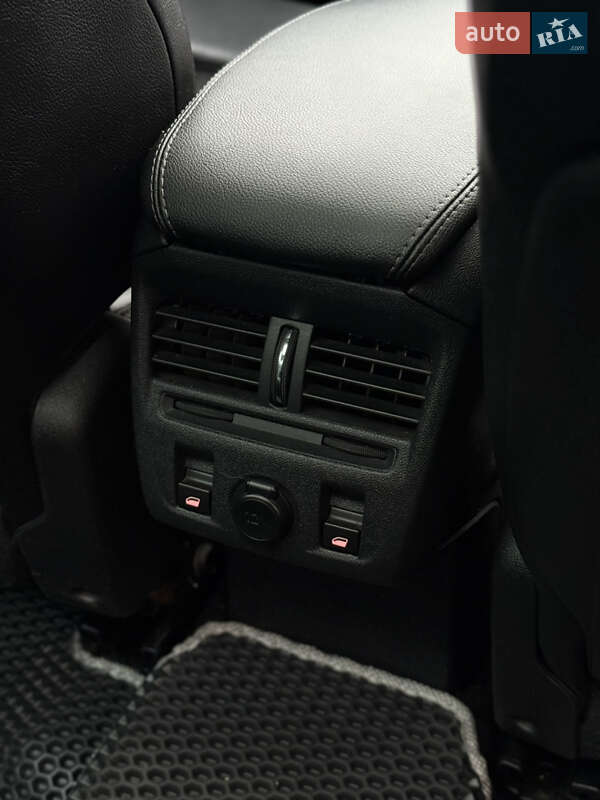 Хэтчбек Citroen DS5 2012 в Киеве фото 40 Хэтчбек Citroen DS5 2012 в Киеве