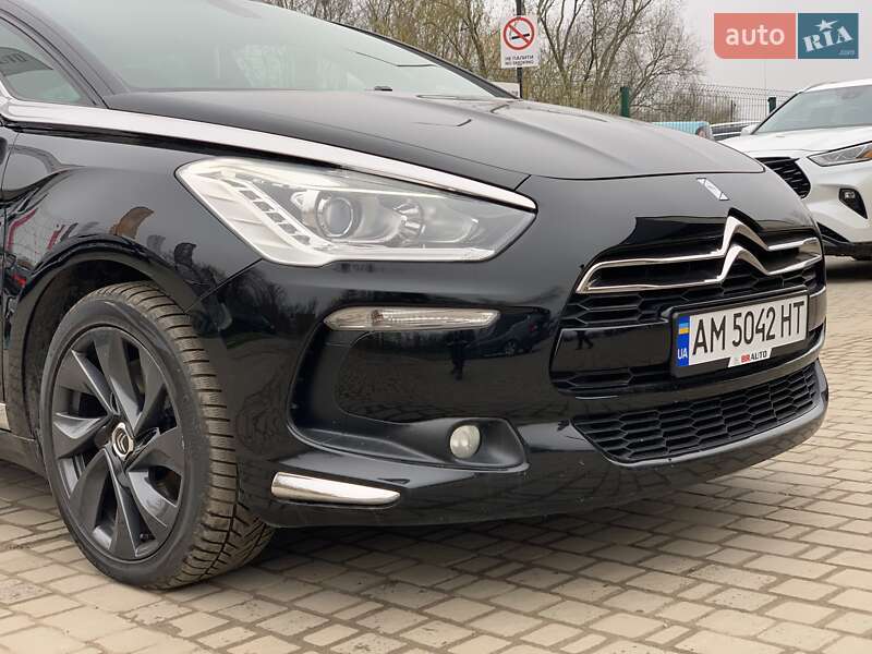 Хэтчбек Citroen DS5 2014 в Бердичеве фото 8 Хэтчбек Citroen DS5 2014 в Бердичеве