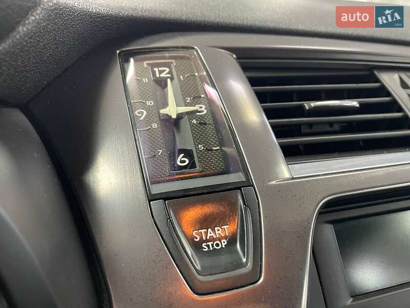 Хэтчбек Citroen DS5 2012 в Киеве