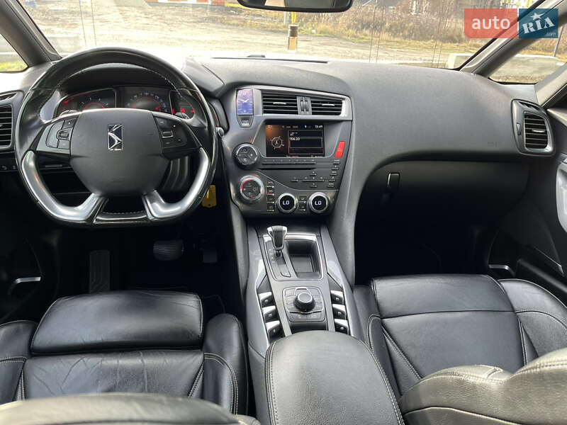 Хэтчбек Citroen DS5 2012 в Ивано-Франковске