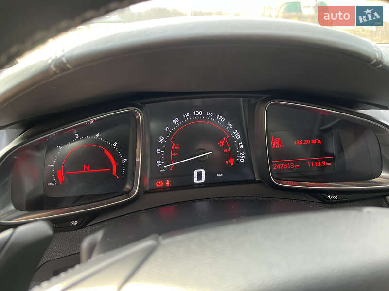 Хэтчбек Citroen DS5 2012 в Ивано-Франковске