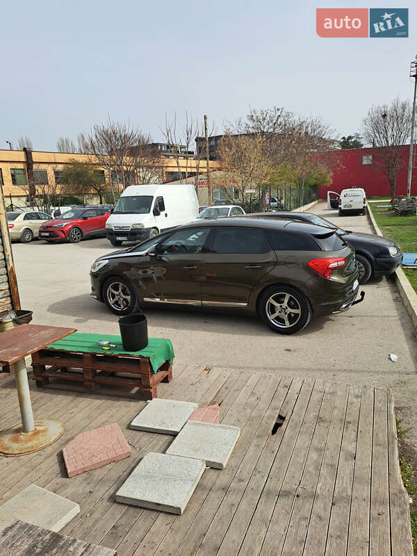 Хетчбек Citroen DS5 2013 в Подільську