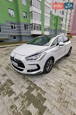 Хэтчбек Citroen DS5 2012 в Новояворовске