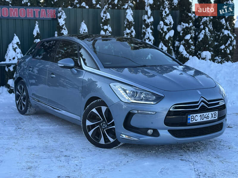 Хэтчбек Citroen DS5 2011 в Самборе