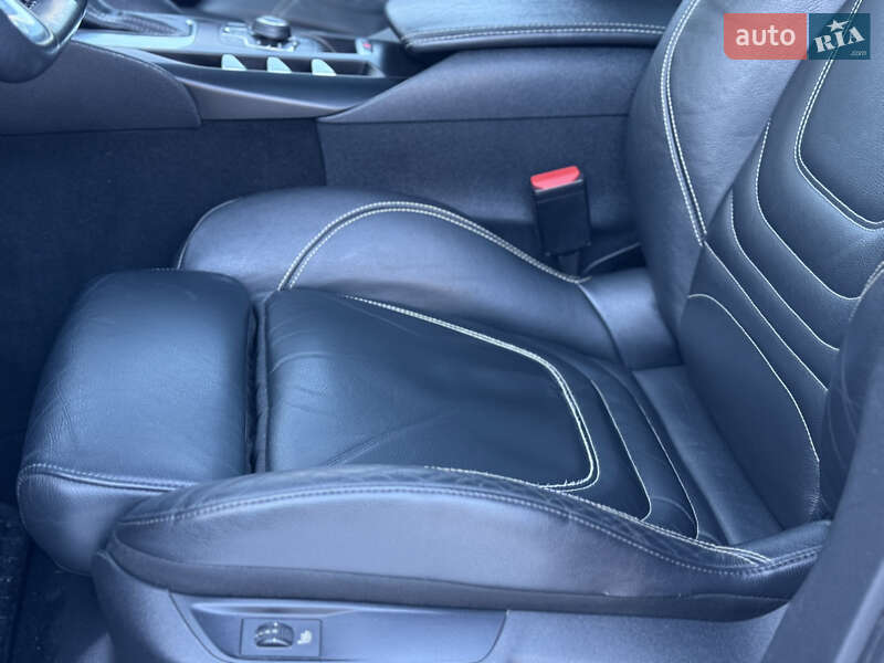 Хэтчбек Citroen DS5 2011 в Самборе