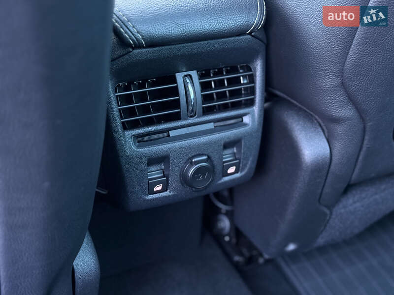 Хэтчбек Citroen DS5 2011 в Самборе