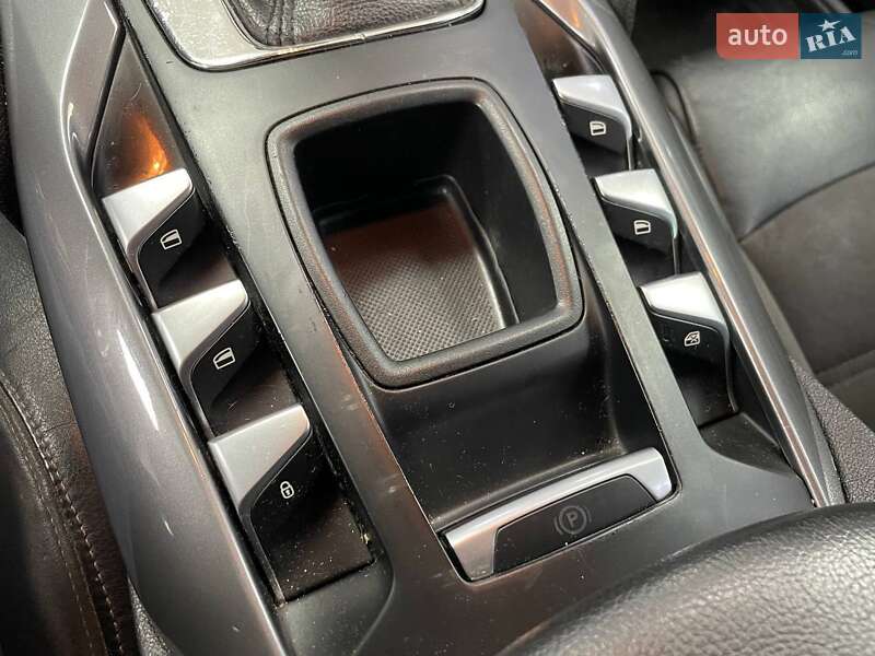 Хэтчбек Citroen DS5 2012 в Киеве фото 20 Хэтчбек Citroen DS5 2012 в Киеве