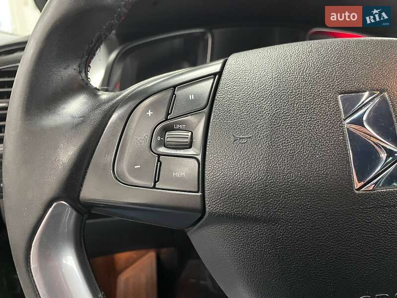 Хэтчбек Citroen DS5 2012 в Киеве фото 27 Хэтчбек Citroen DS5 2012 в Киеве