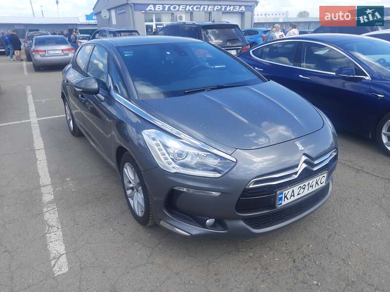 Хэтчбек Citroen DS5 2013 в Киеве