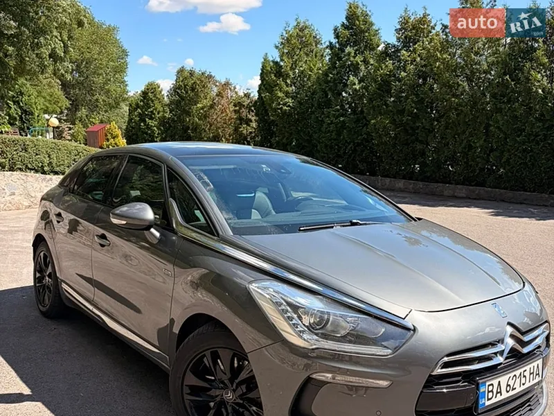 Citroen DS5