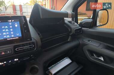 Минивэн Citroen e-Berlingo 2023 в 