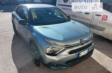 Хэтчбек Citroen e-C4 2021 в Киеве