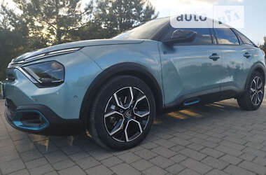 Хэтчбек Citroen e-C4 2021 в 