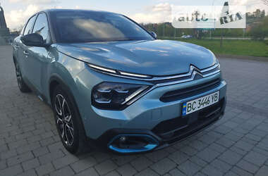 Хэтчбек Citroen e-C4 2021 в 