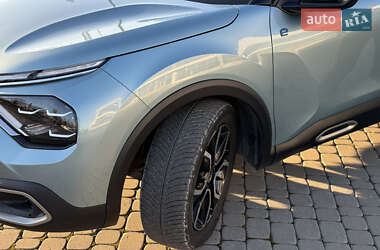 Хэтчбек Citroen e-C4 2022 в 