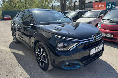 Хетчбек Citroen e-C4 2021 в 