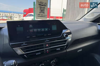 Хетчбек Citroen e-C4 2021 в 