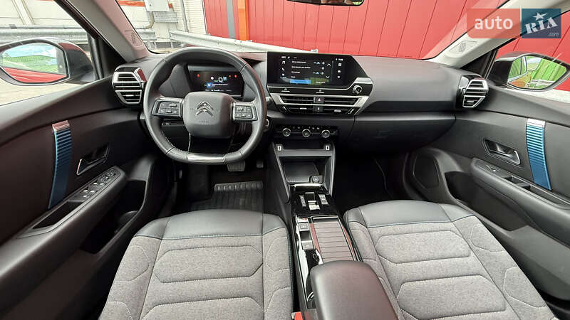 Хэтчбек Citroen e-C4 2023 в Киеве фото 60 Хэтчбек Citroen e-C4 2023 в Киеве