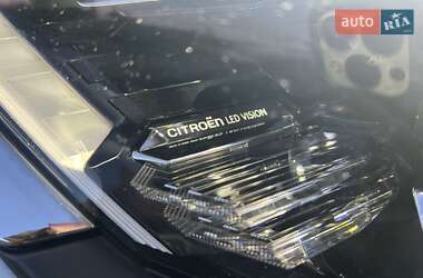 Хетчбек Citroen e-C4 2021 в 