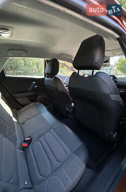Хэтчбек Citroen e-C4 2021 в 