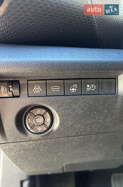 Хэтчбек Citroen e-C4 2021 в 