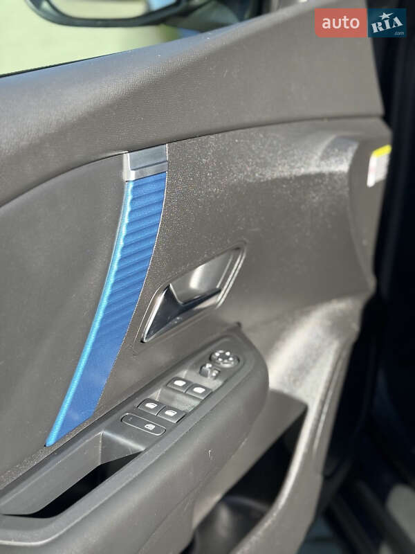 Хетчбек Citroen e-C4 2023 в Рівному