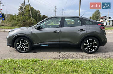 Хэтчбек Citroen e-C4 2022 в 