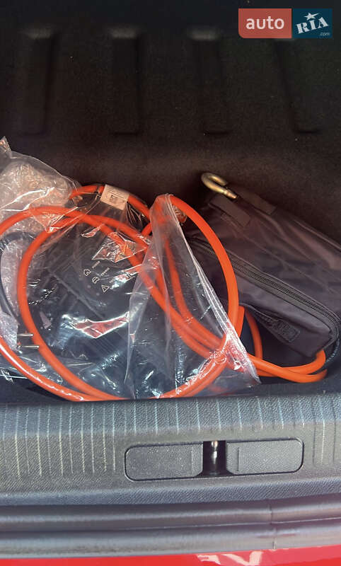 Хетчбек Citroen e-C4 2022 в Дніпрі